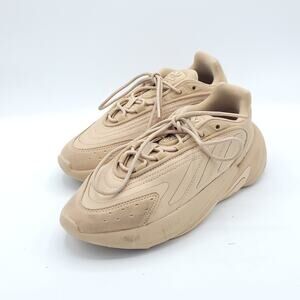Adidas Ozelia Savanna kids size 4